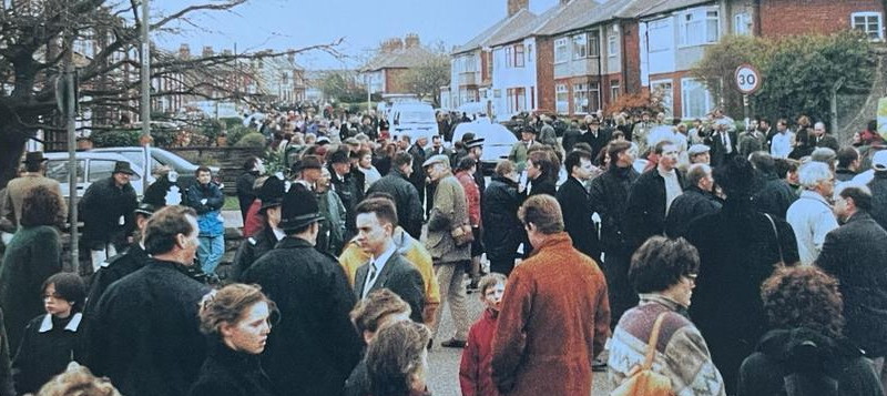Stranded people at 1997 Grand National