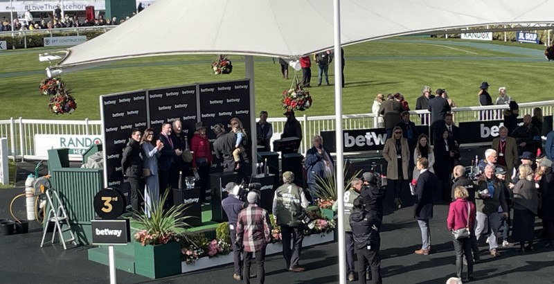 trophy ceremony generic Aintree